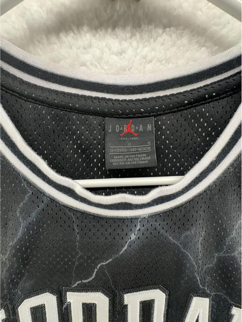Jordan Jersey All Over Print #23 Sleeveless Tank Sewn Patches Kids Large - Picture 7 of 7